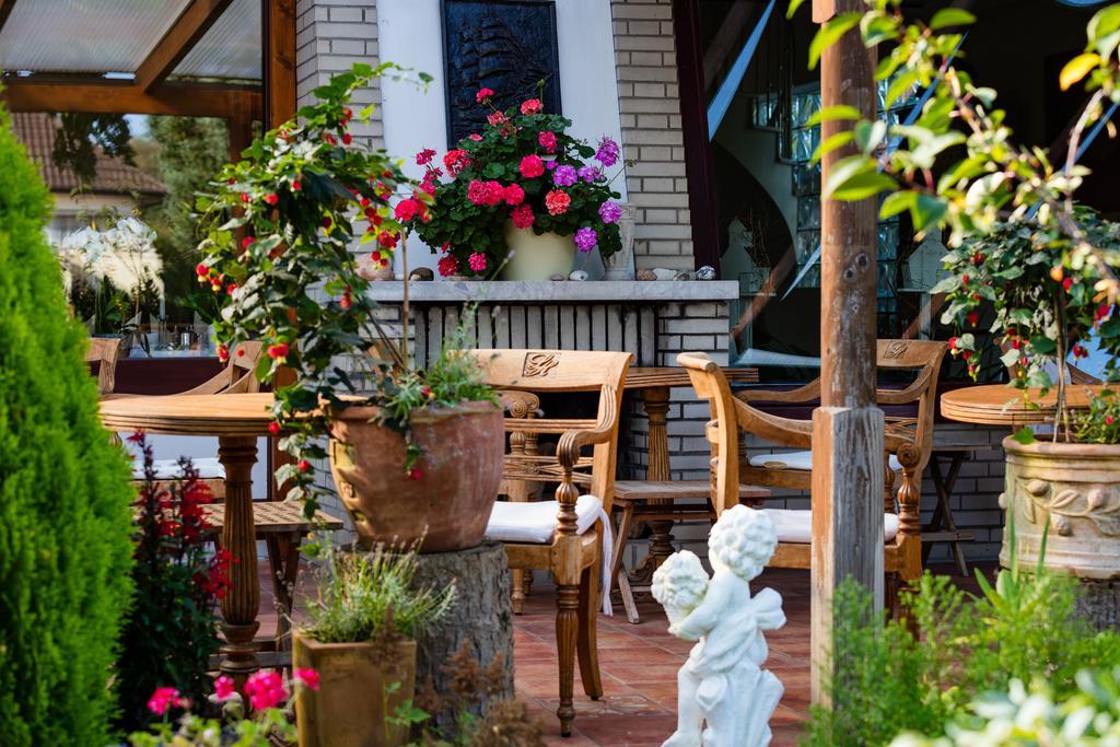 Hotel Landhaus Haffkrug Шарбойц Экстерьер фото