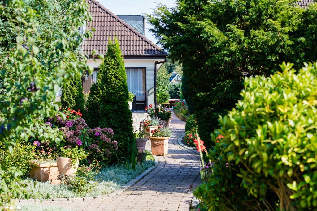 Hotel Landhaus Haffkrug Шарбойц Экстерьер фото
